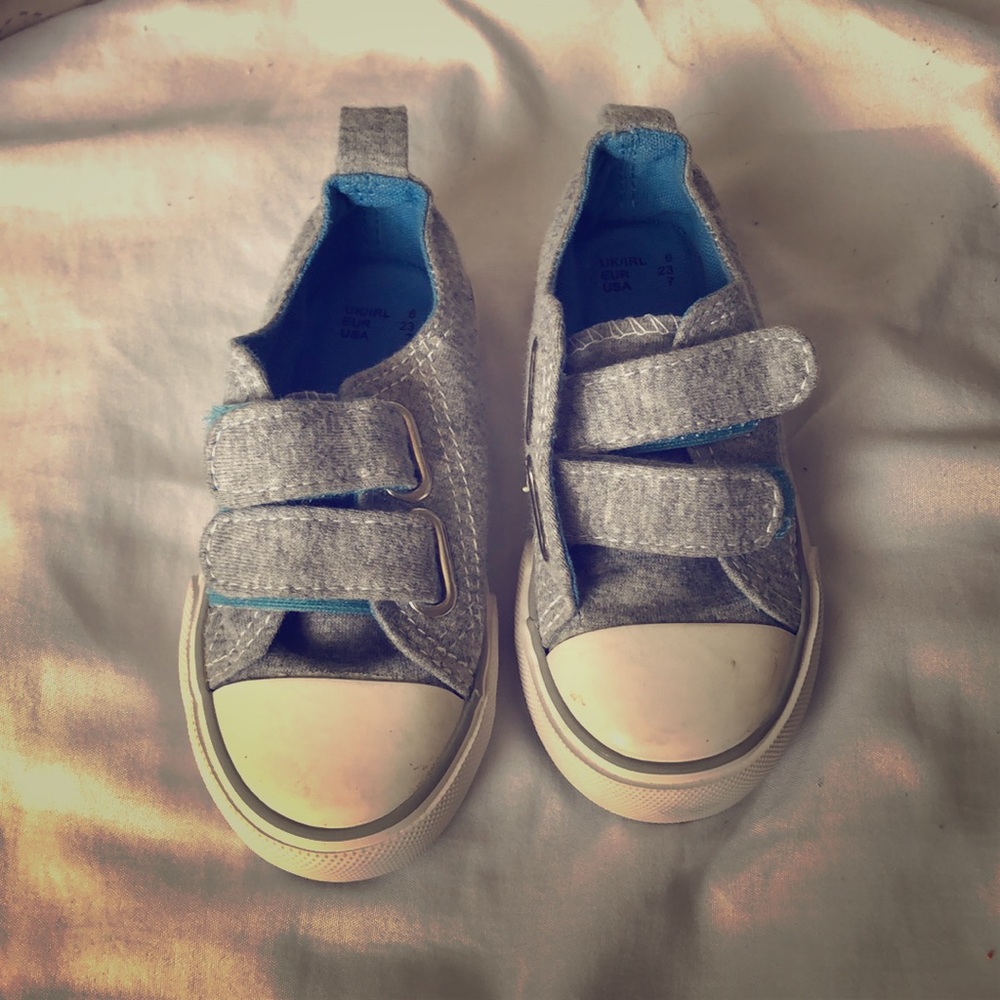 Gray sneakers for boys